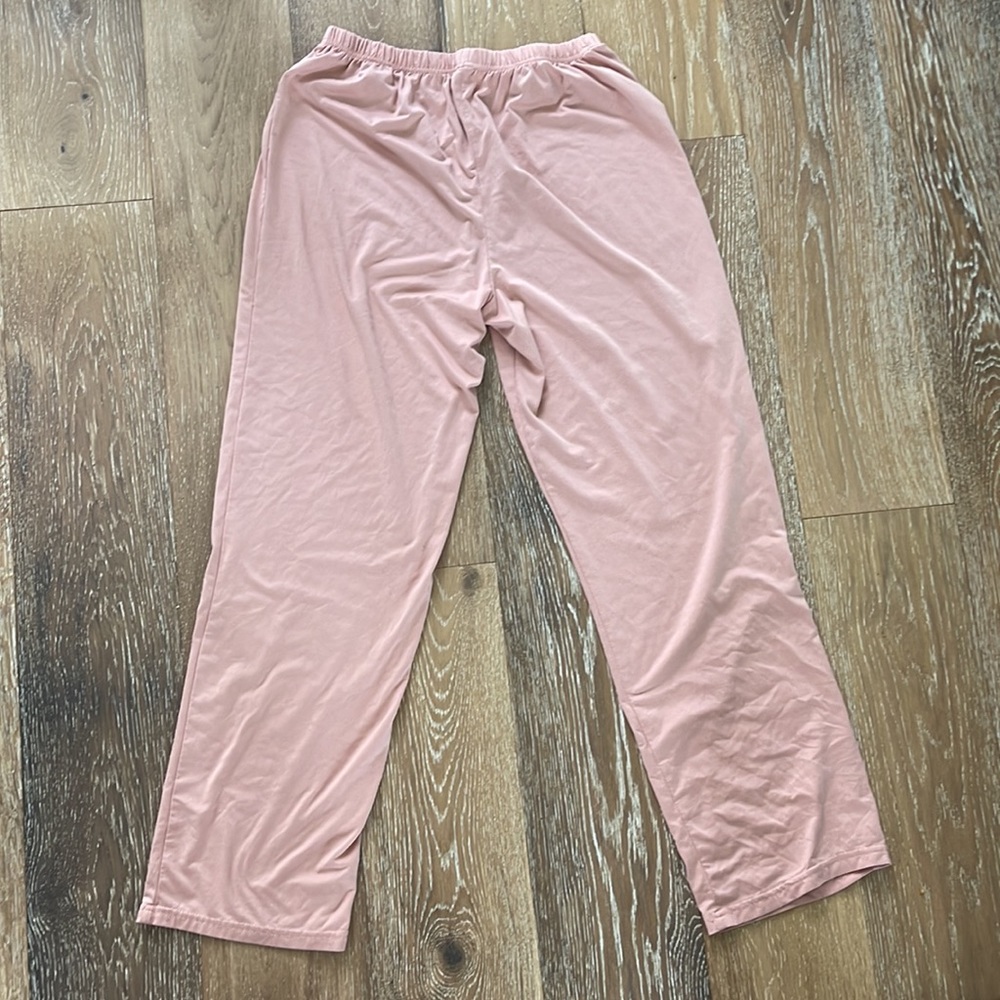 Pink button down pajama set Large - Picture 4 of 5